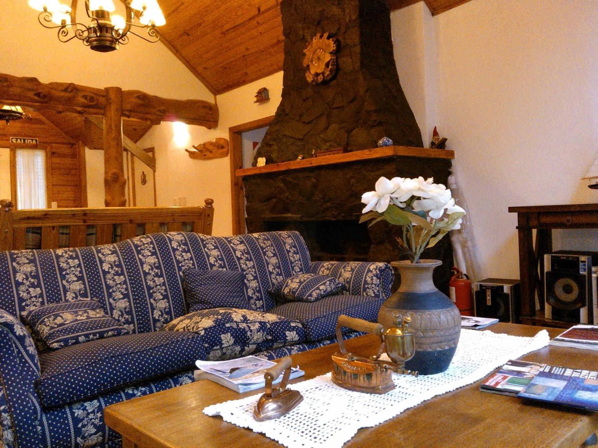 Hosteria Lekun Lekun Villa La Angostura Bagian luar foto